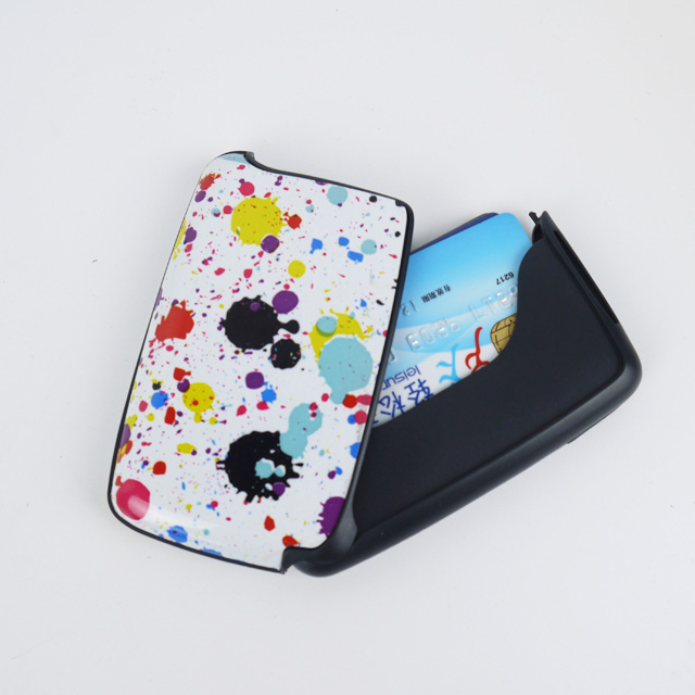 Ինչպե՞ս է ալյումինե վարկային քարտի սեփականատերը բարելավում ամենօրյա դրամապանակի անվտանգությունը: